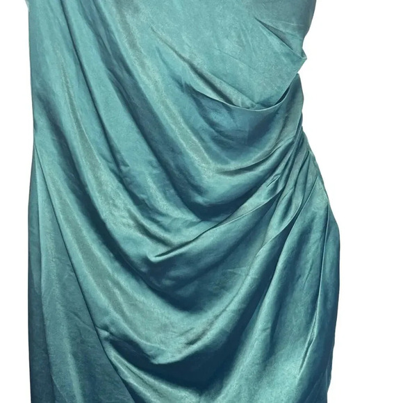 New Elliatt Cassini Emerald Green Satin One Shoulder Side Ruched Dress Women's L - Picture 5 of 14